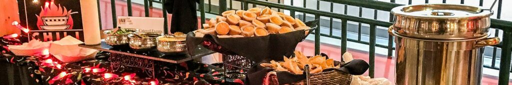 Catering table with chili potmuffins